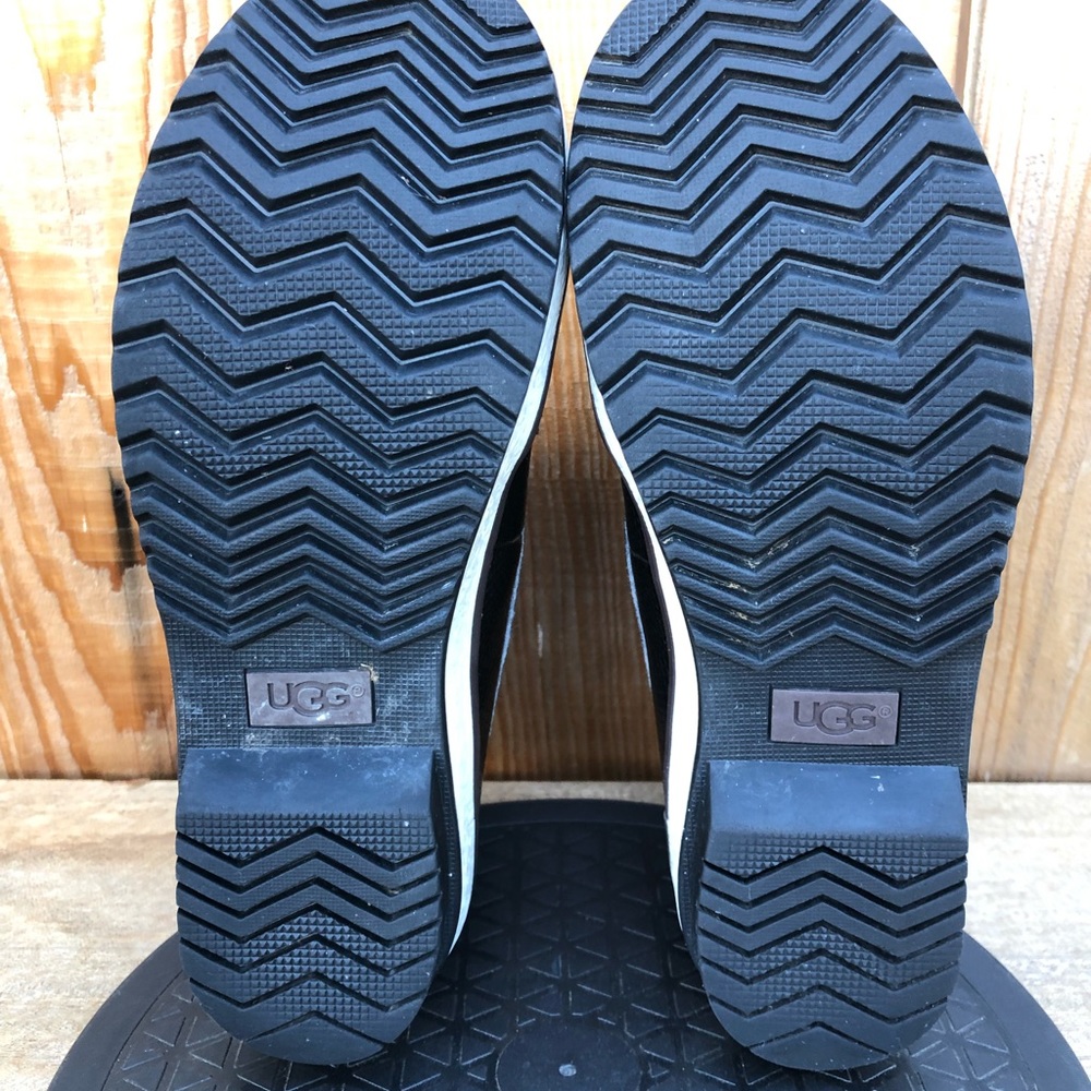UGG Australia Waterproof Adjustable Strap Snap Closure Winter Women's Boots 6 - Picture 11 of 13